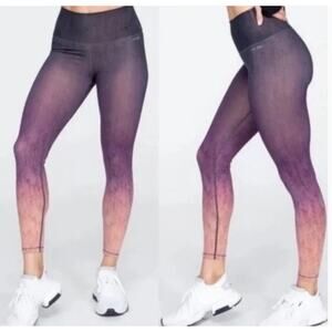 AR-33 Alpha High Waist Ombre Leggings Purple Pink Athletic Gymcore Size Small